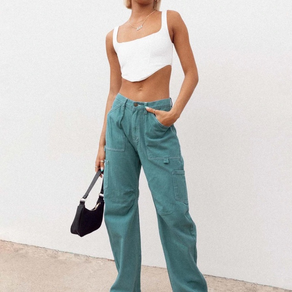 Lioness Pants in Green